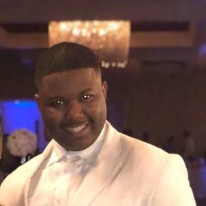 Meet your Posher, Tye